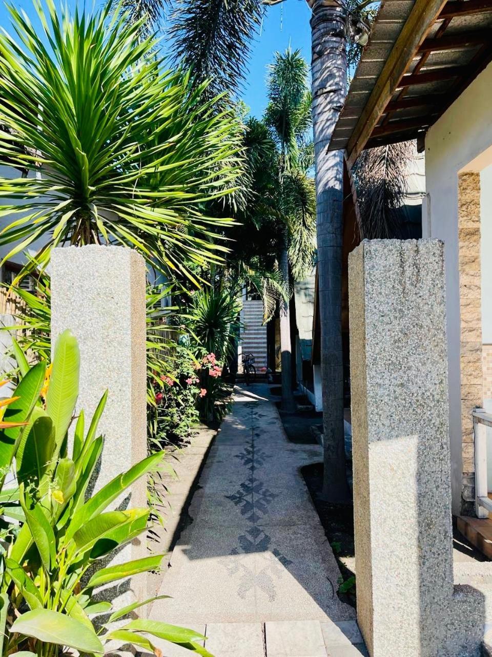 Lagom Guest House Gili Air Exterior photo