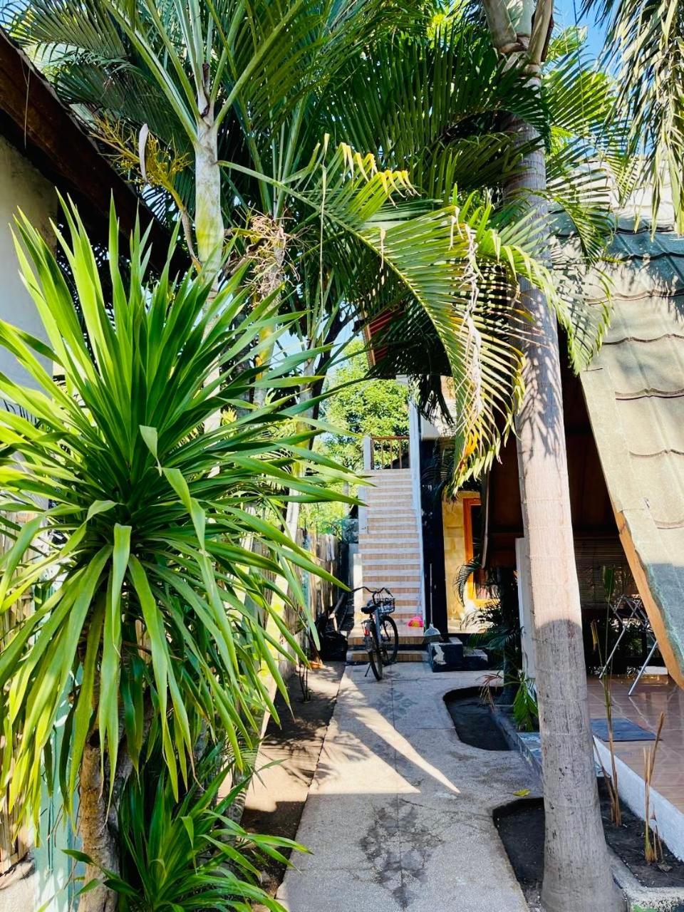Lagom Guest House Gili Air Exterior photo