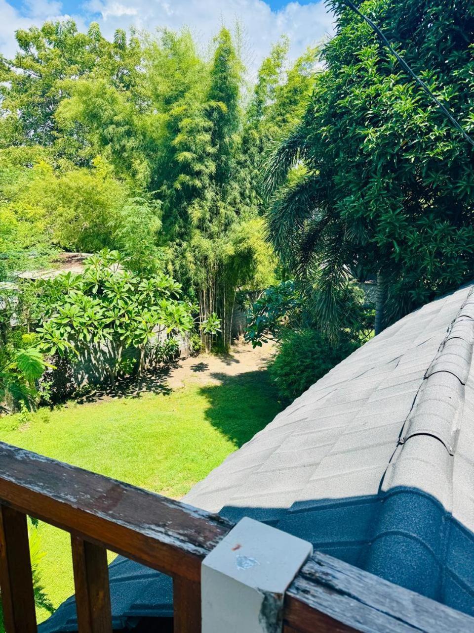 Lagom Guest House Gili Air Exterior photo